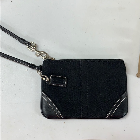 Coach Accessories - Coach Wristlet Coach Accessories - Coach Wristlet